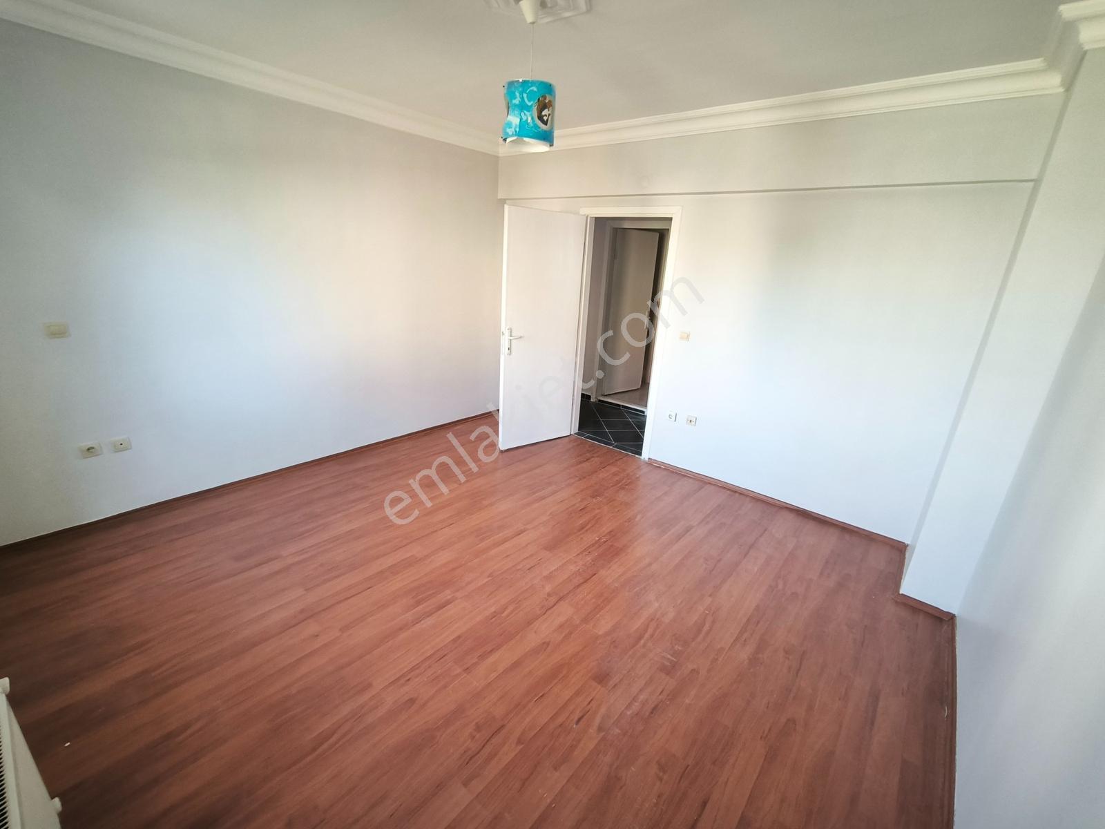 Okullar Bölgesinde Havuzlu Sitde Ayçadan Kiralık Geniş 3+1 Daire - Görsel 17