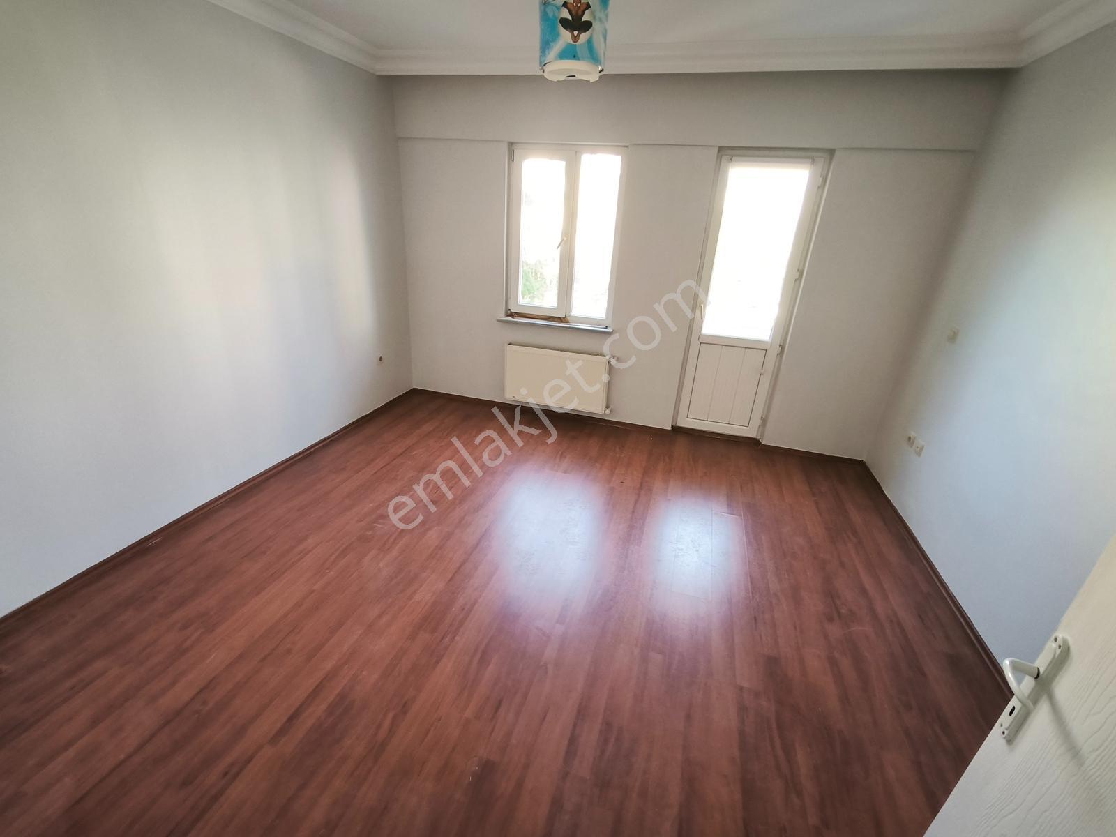 Okullar Bölgesinde Havuzlu Sitde Ayçadan Kiralık Geniş 3+1 Daire - Görsel 23