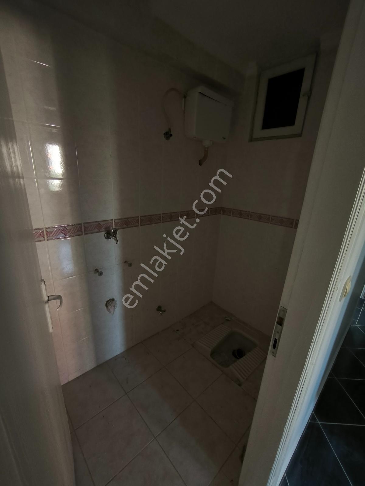 Okullar Bölgesinde Havuzlu Sitde Ayçadan Kiralık Geniş 3+1 Daire - Görsel 15