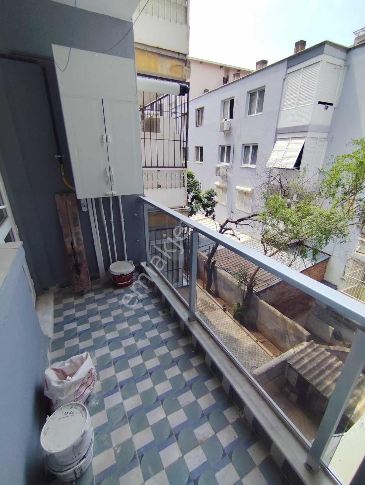Tanju Okan Park Karşısı 3+1 Lüks Tadilatlı 125m2 Arakat Satılık - Görsel 16