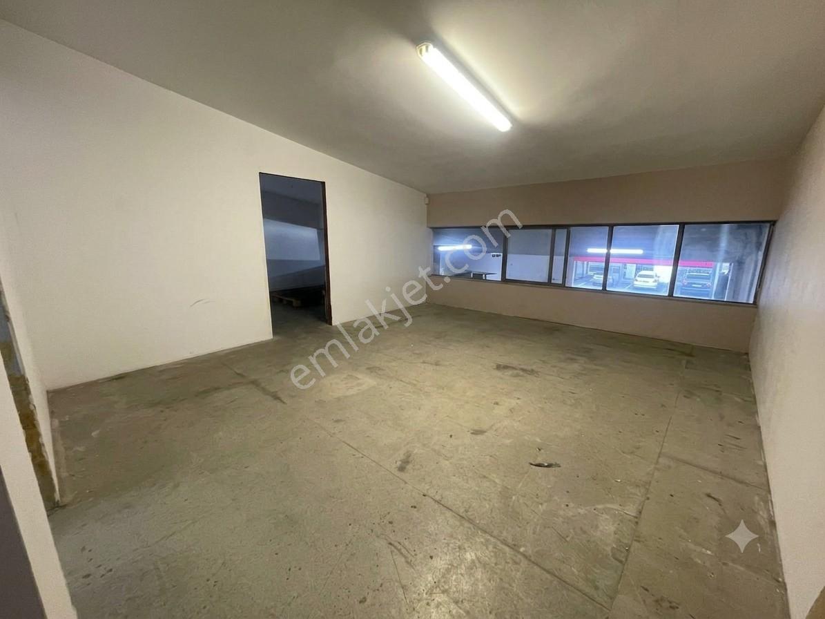 Akdeniz Sanayi'de 400 M² Devirlik 10 Yıllık Hırdavat Dükkanı - Görsel 9