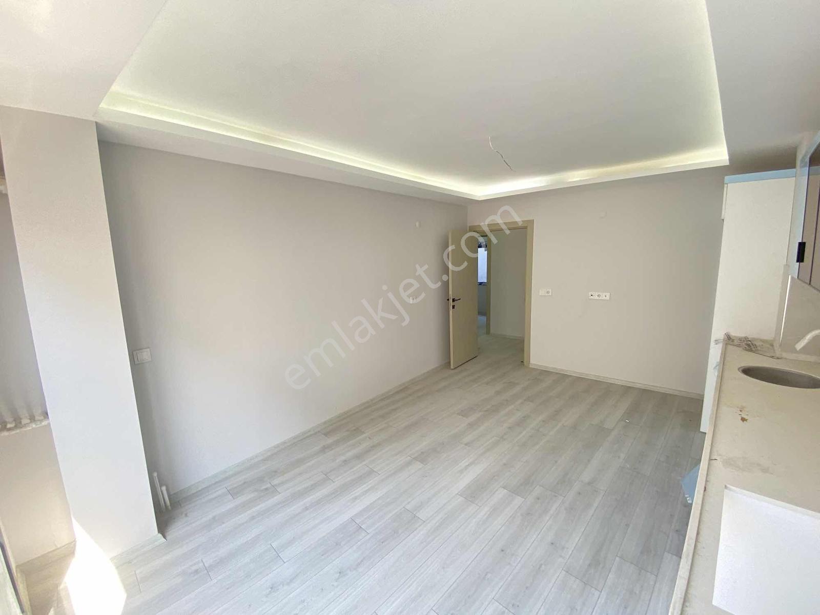Akalından Arakat Asansörlü Otoparklı Oturuma Hazır 2+1 Sıfır - Görsel 5