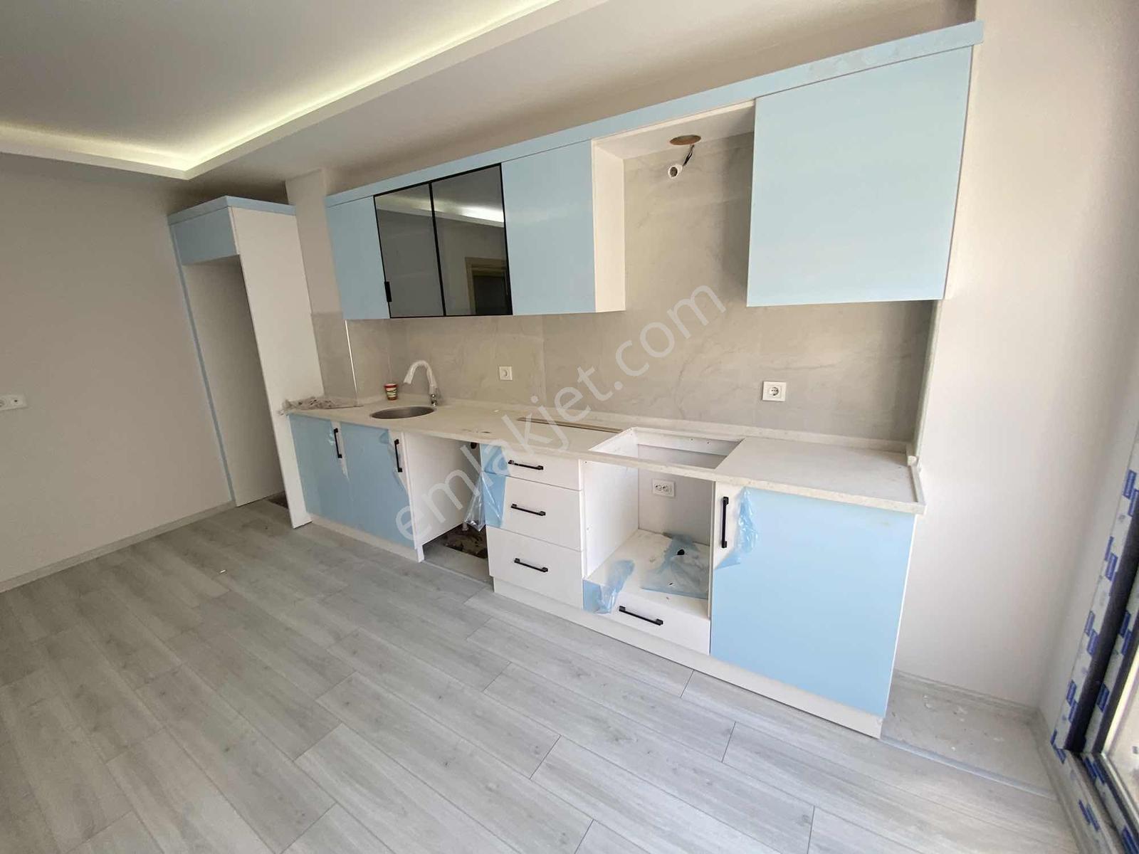 Akalından Arakat Asansörlü Otoparklı Oturuma Hazır 2+1 Sıfır - Görsel 11