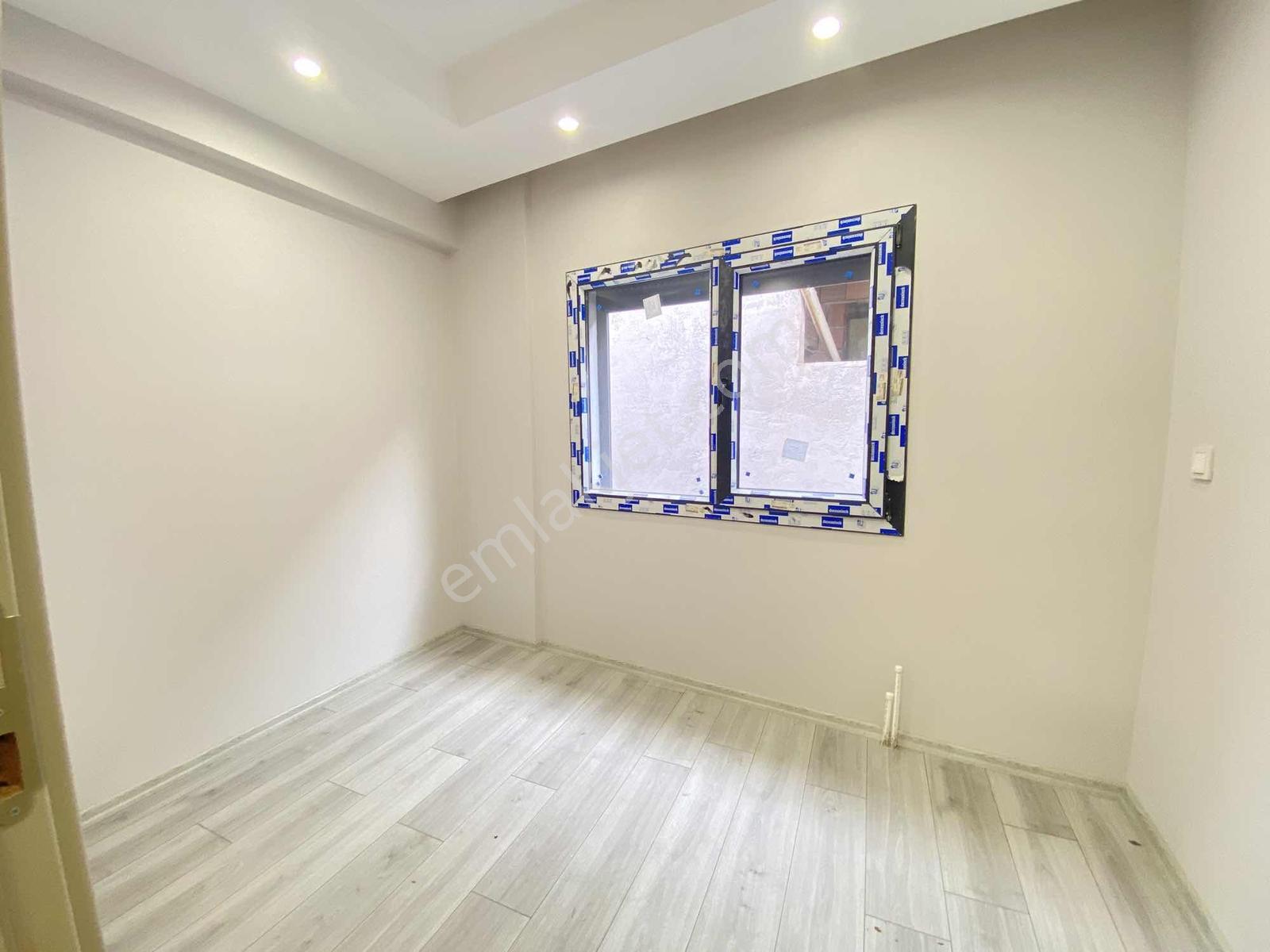 Akalından Arakat Asansörlü Otoparklı Oturuma Hazır 2+1 Sıfır - Görsel 9