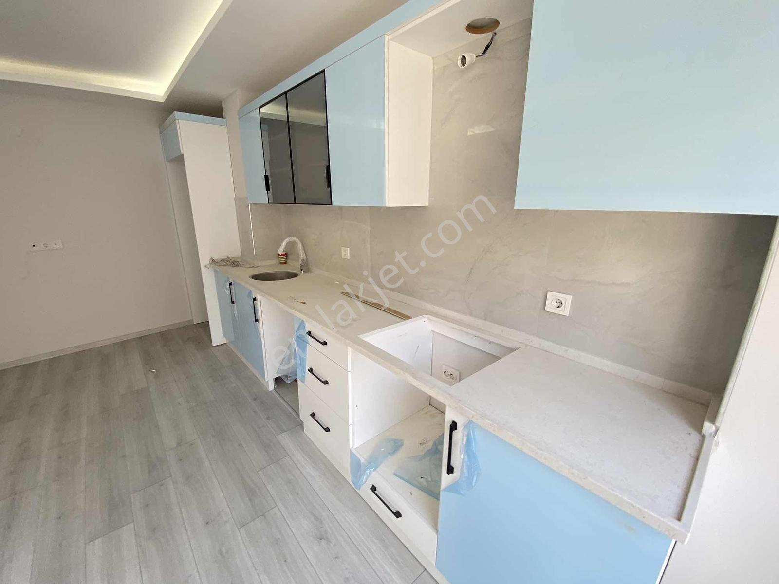 Akalından Arakat Asansörlü Otoparklı Oturuma Hazır 2+1 Sıfır - Görsel 22