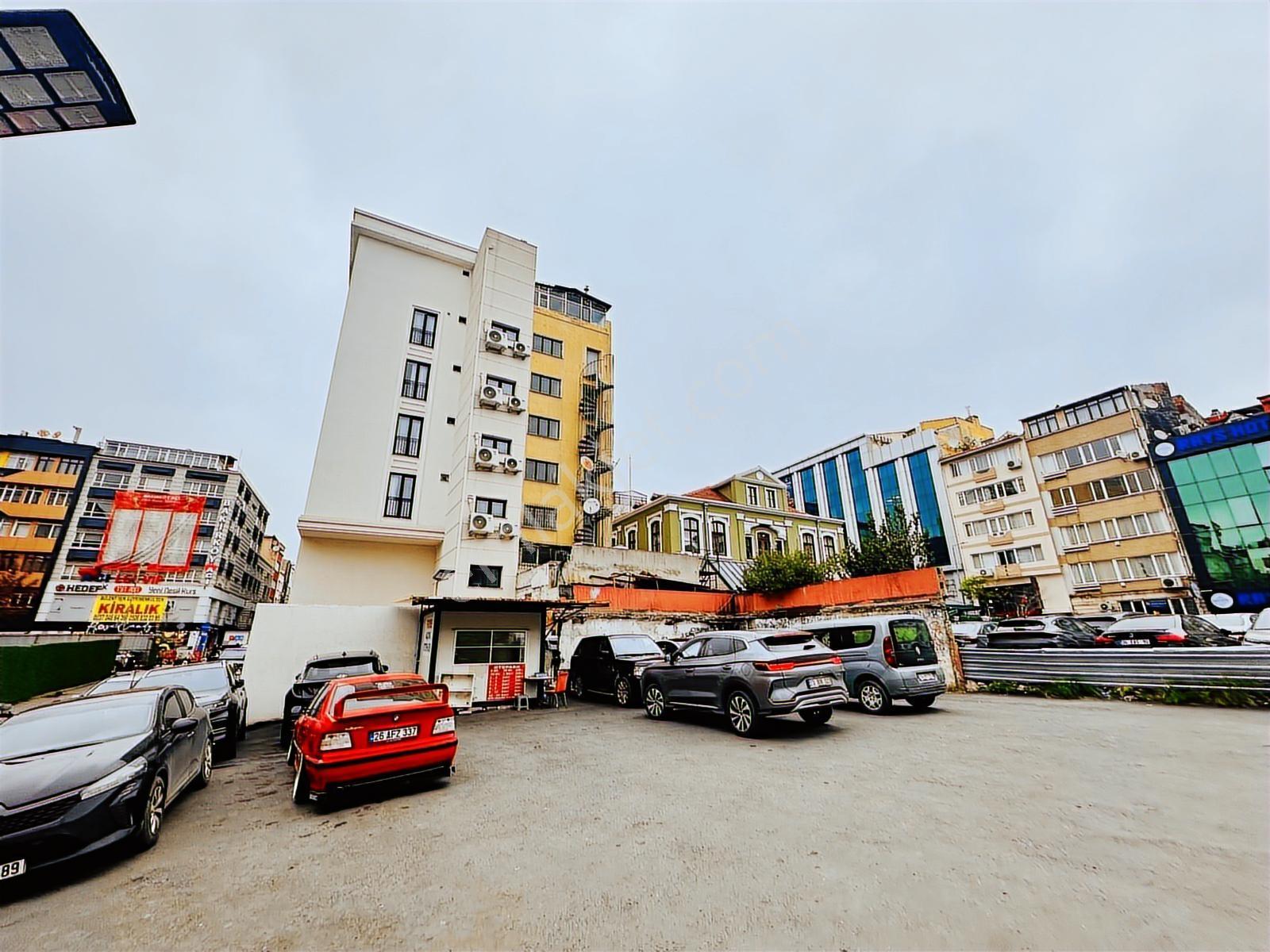 Bakırköy İstanbul Caddesinde Satılık Ticaret İmarlı Bina Arsası - Görsel 7