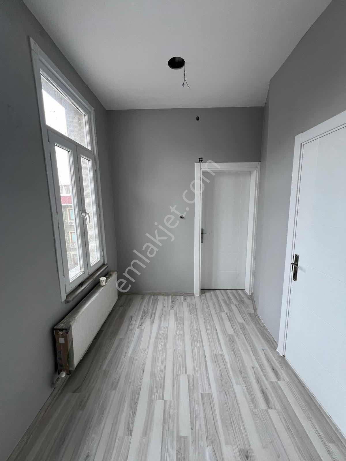 Ayvansarayda Sahile Yakın 10 Yılda Amorti Eden Kiracılı Bina - Görsel 12