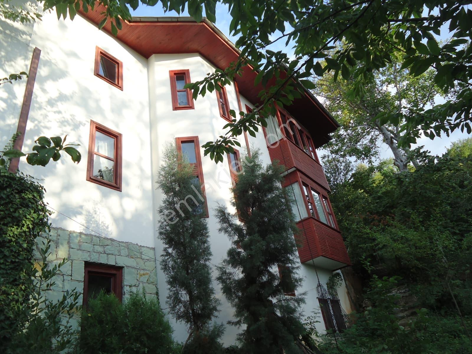 Kartepe - Maşukiye Göl Manzaralı Geniş Arazili Satılık Villa - Görsel 15