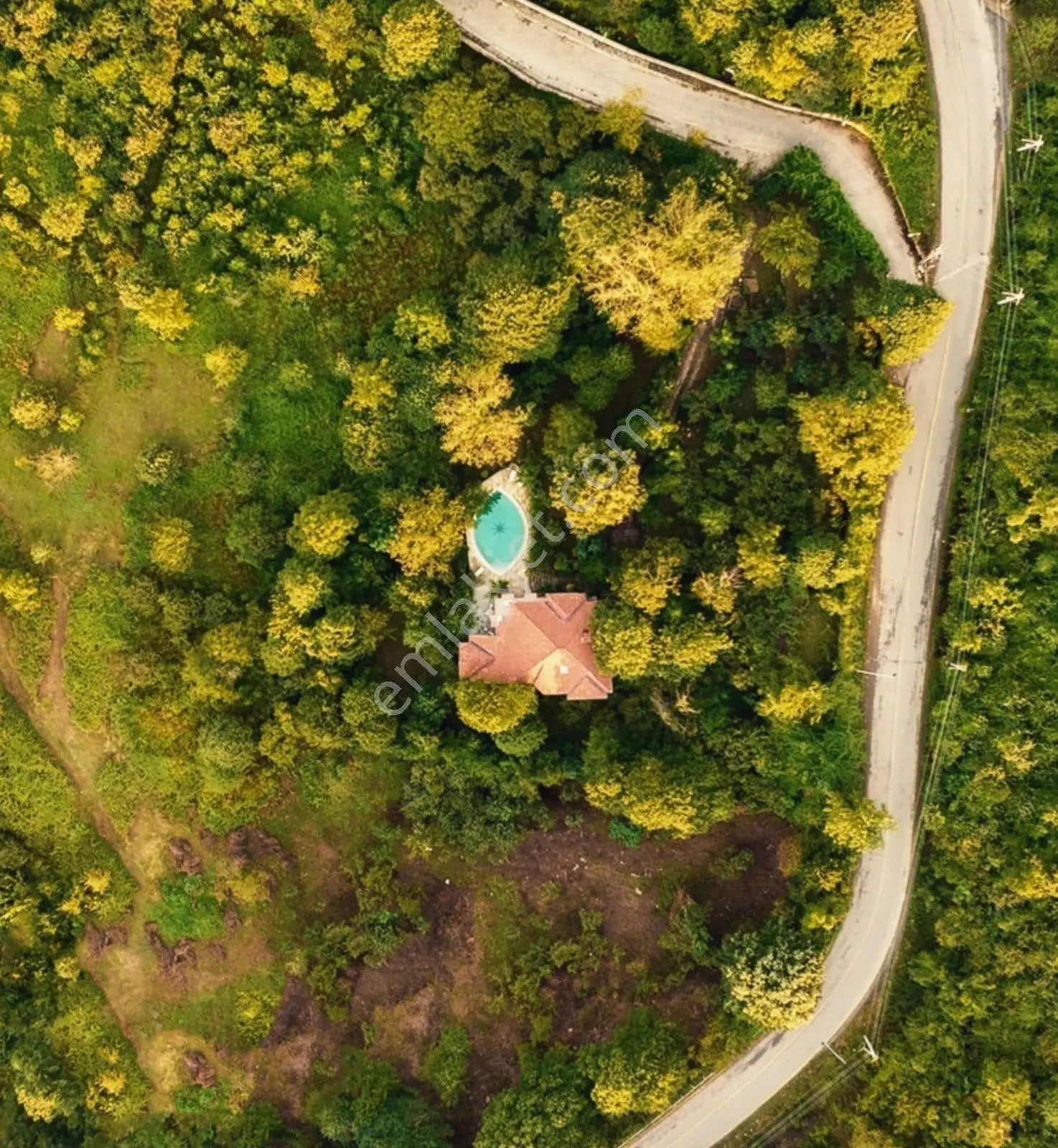 Kartepe - Maşukiye Göl Manzaralı Geniş Arazili Satılık Villa - Görsel 4
