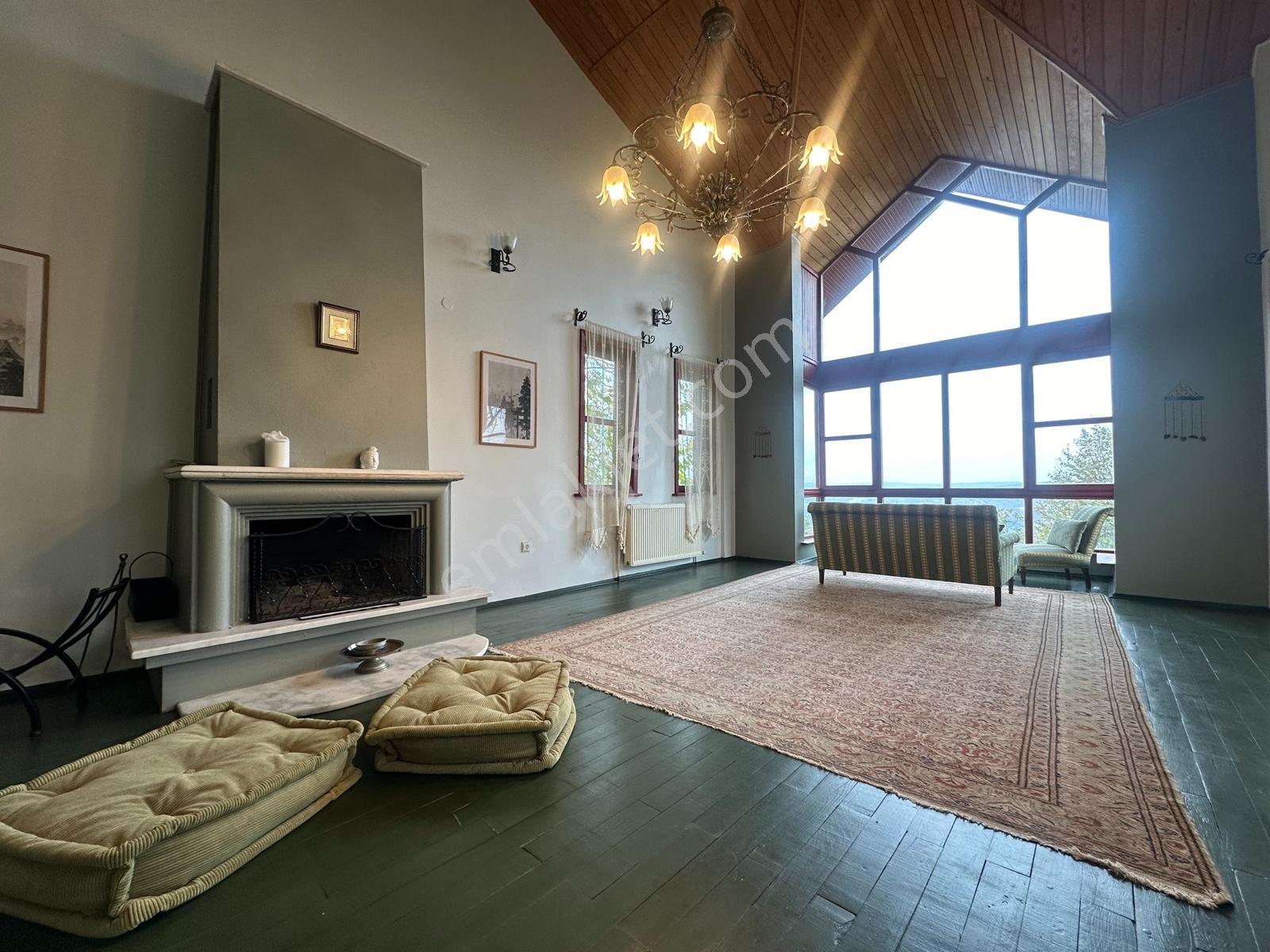 Kartepe - Maşukiye Göl Manzaralı Geniş Arazili Satılık Villa - Görsel 2