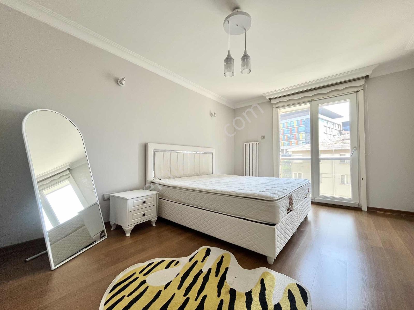 Şişli Mıddleist Sitesinde Full Eşyalı 3+1 Kiralık Daire - Görsel 15
