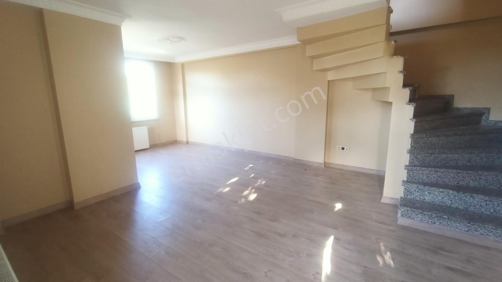Şile Çavuş Mah. 6+1(3+1) Müstakil Bahçeli Villa - Görsel 4