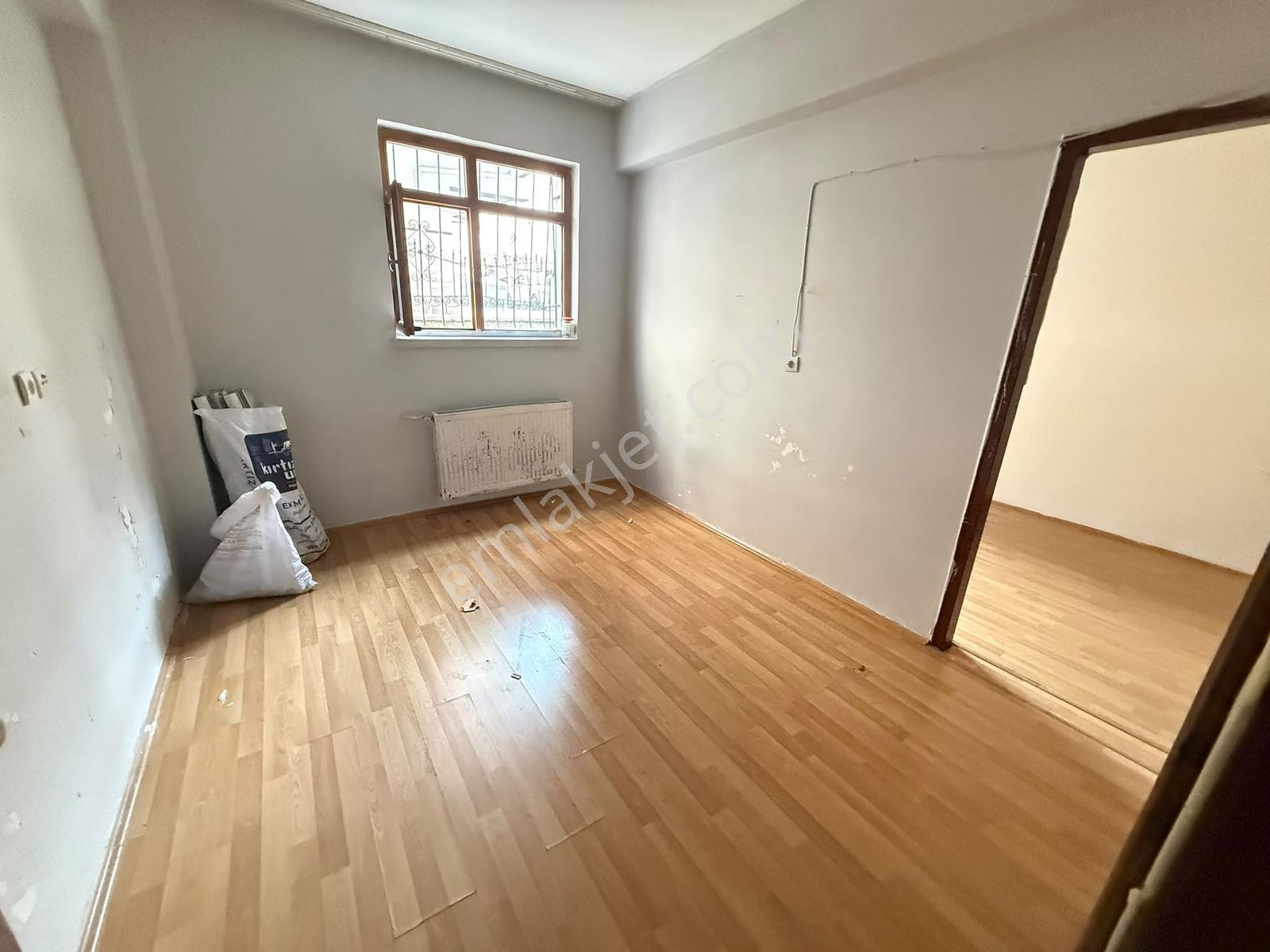 Vatan'dan Bademlik Caddesi Yakını Kot 1 Cepheleri Açık Kiralık - Görsel 2