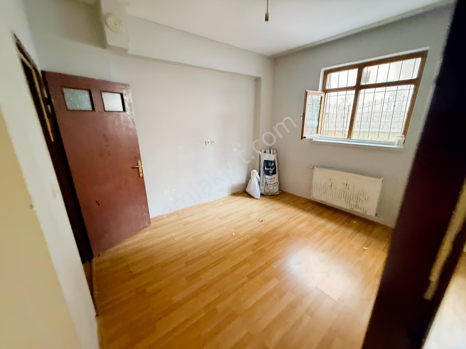 Vatan'dan Bademlik Caddesi Yakını Kot 1 Cepheleri Açık Kiralık - Görsel 8