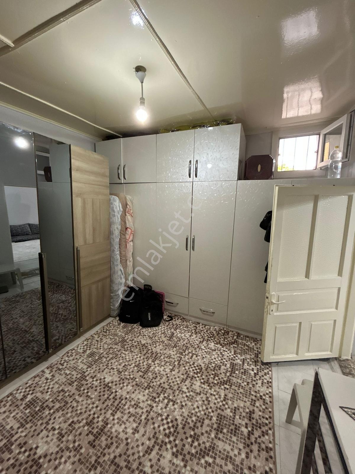 Konak Levent Mahallesinde Teraslı, Bakımlı 2+1 Müstakil Daire - Görsel 6