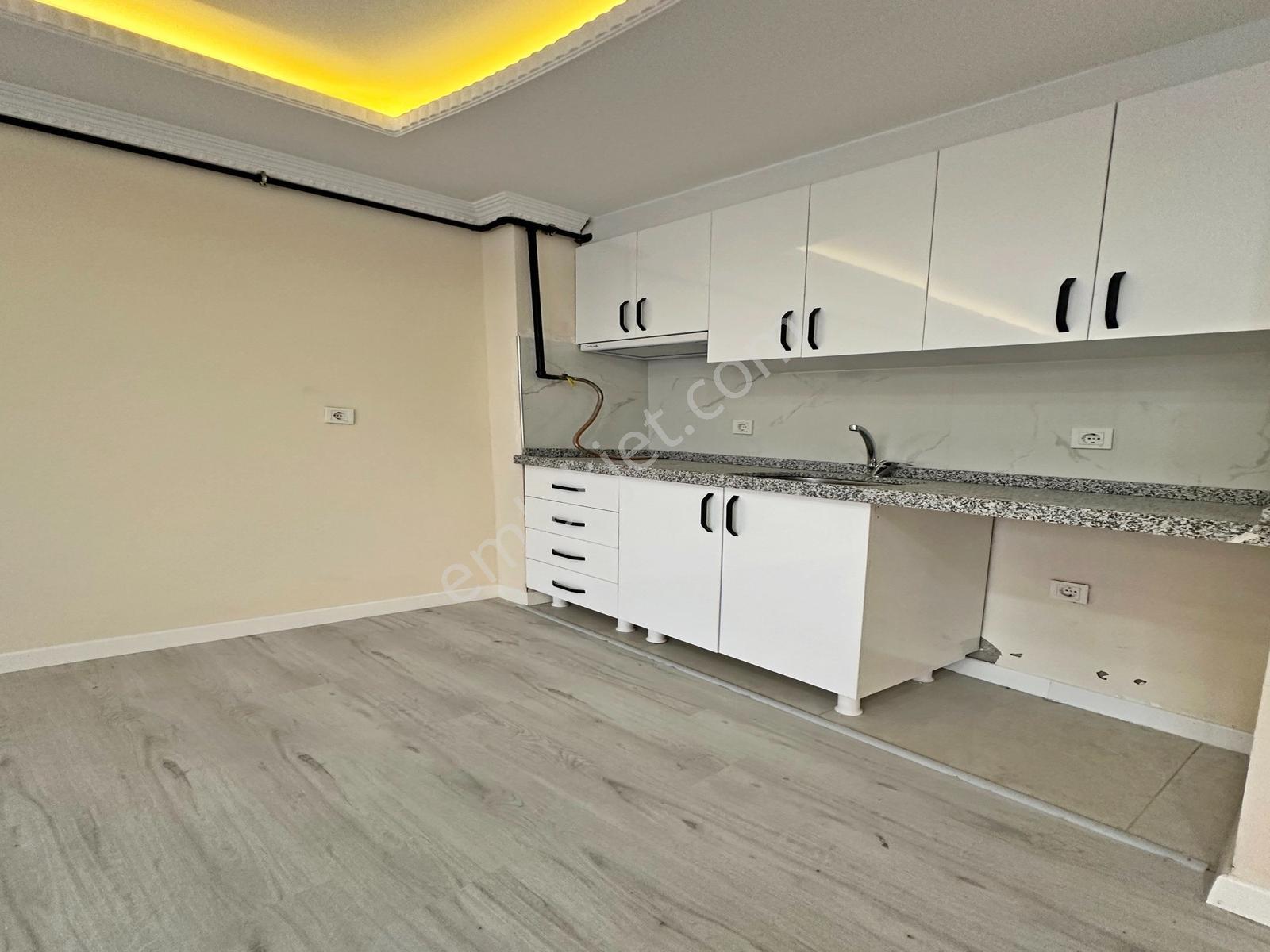 Şık Mimari Tasarımı İle Metrobüse 5 Dk Mesafede Satılık Daire - Görsel 8
