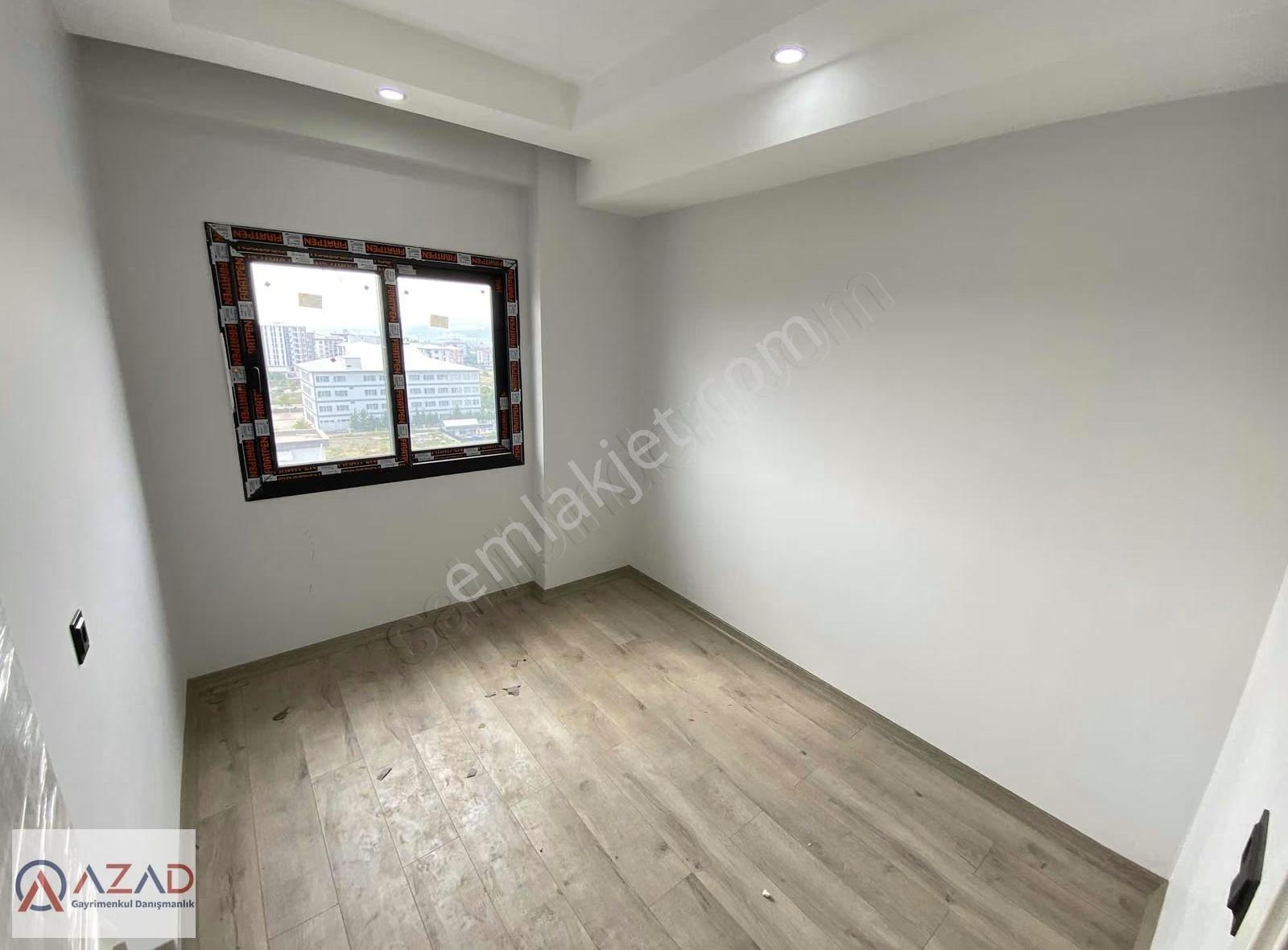Azad-fakıuşağı Toki Yolu Civarı Satılık 4+1 (165m2) Açık Mutfak - Görsel 10