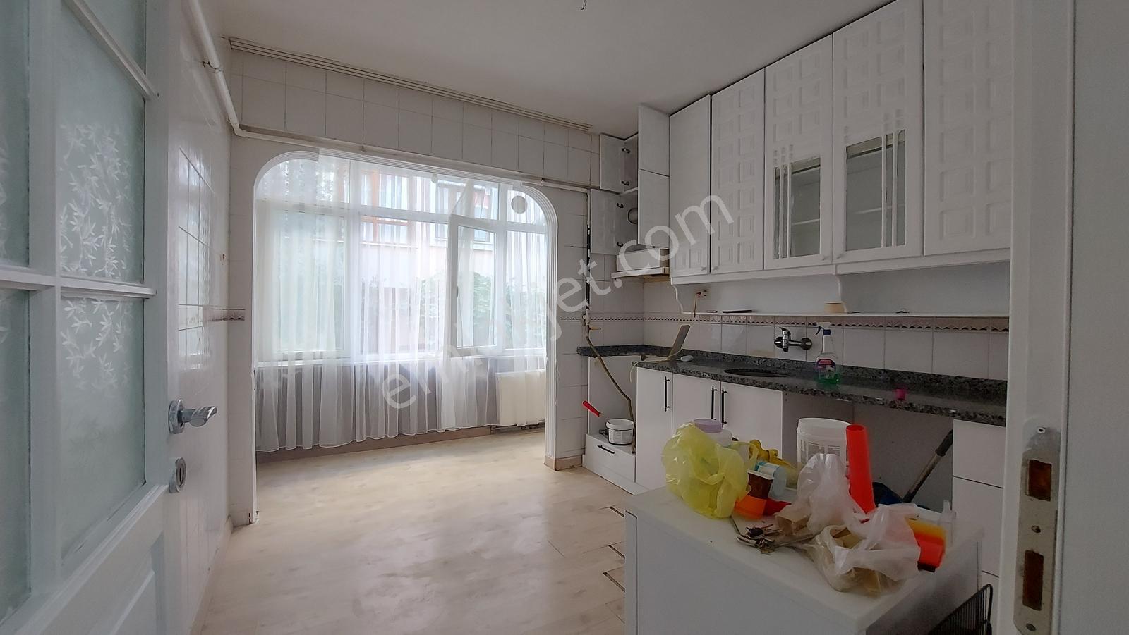 Körfez Güney Mahallesi Merkezi Konum Satılık 3+1 Ara Kat Daire - Görsel 13