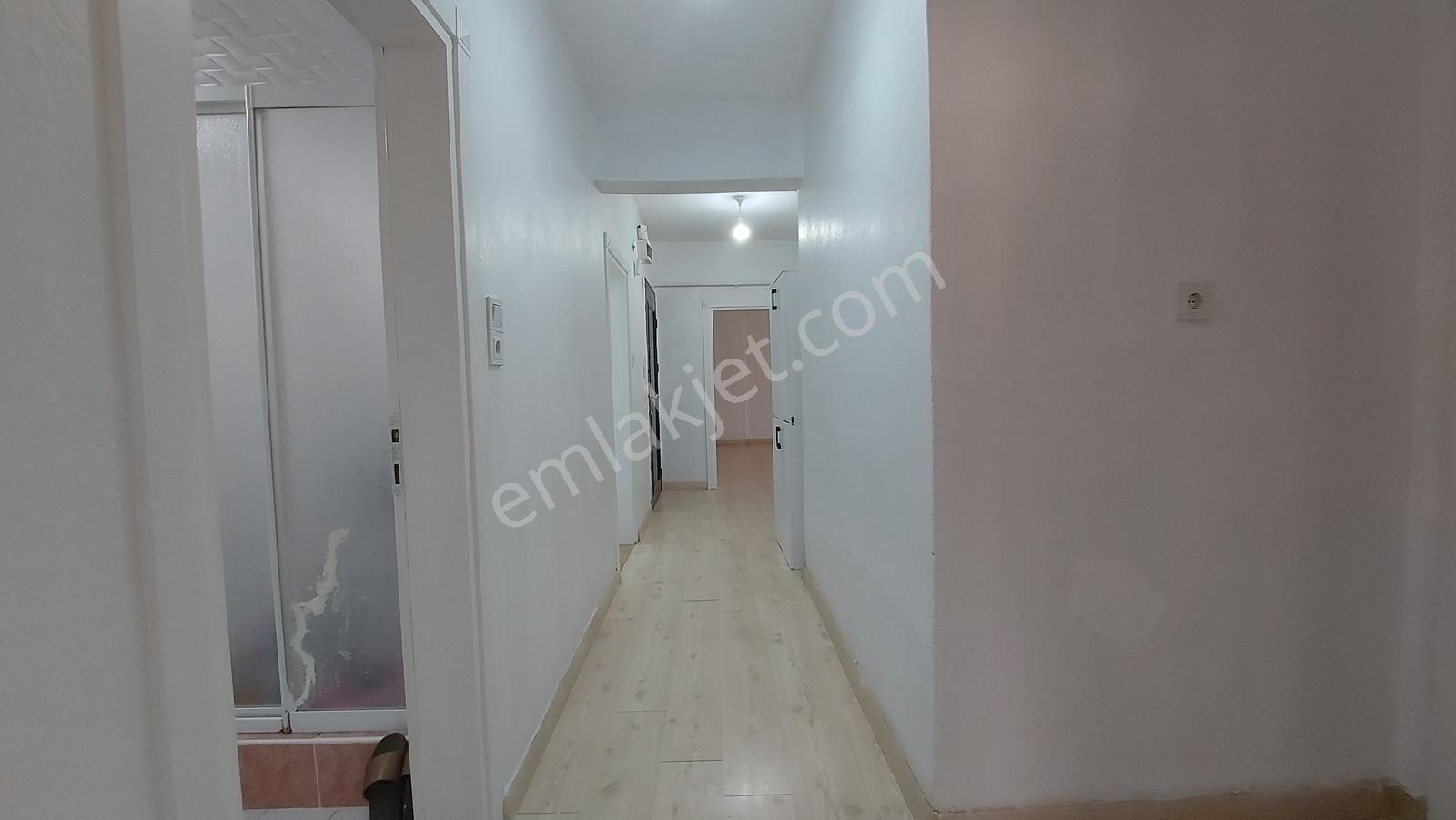 Körfez Güney Mahallesi Merkezi Konum Satılık 3+1 Ara Kat Daire - Görsel 24