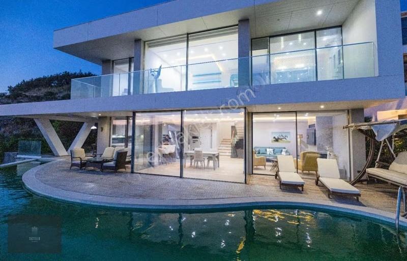 Gündoğan'da Deniz Manzaralı, Lüks Kiralık Villa - Görsel 19
