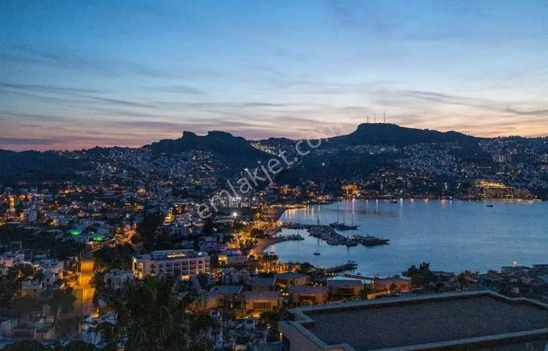 Gündoğan'da Deniz Manzaralı, Lüks Kiralık Villa - Görsel 2