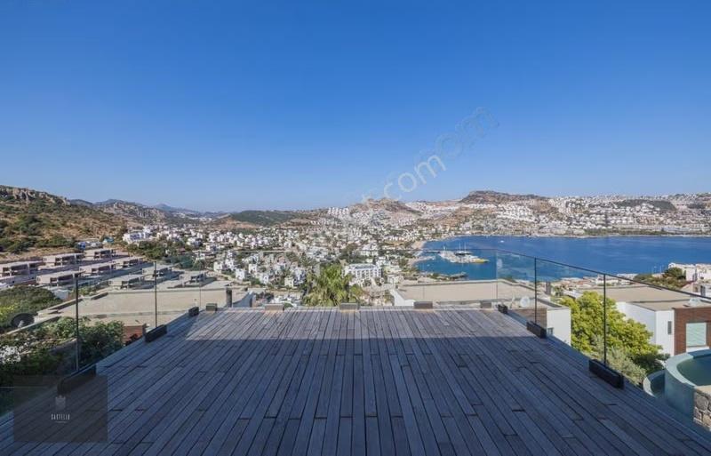 Gündoğan'da Deniz Manzaralı, Lüks Kiralık Villa - Görsel 24