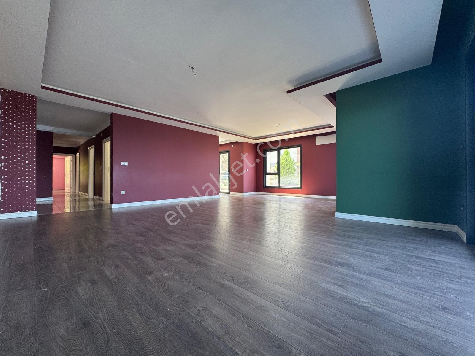 Yalıncakta Muhteşem Manzaralı 100 M2 Bahçesi İle 4+1 Kiralık - Görsel 20