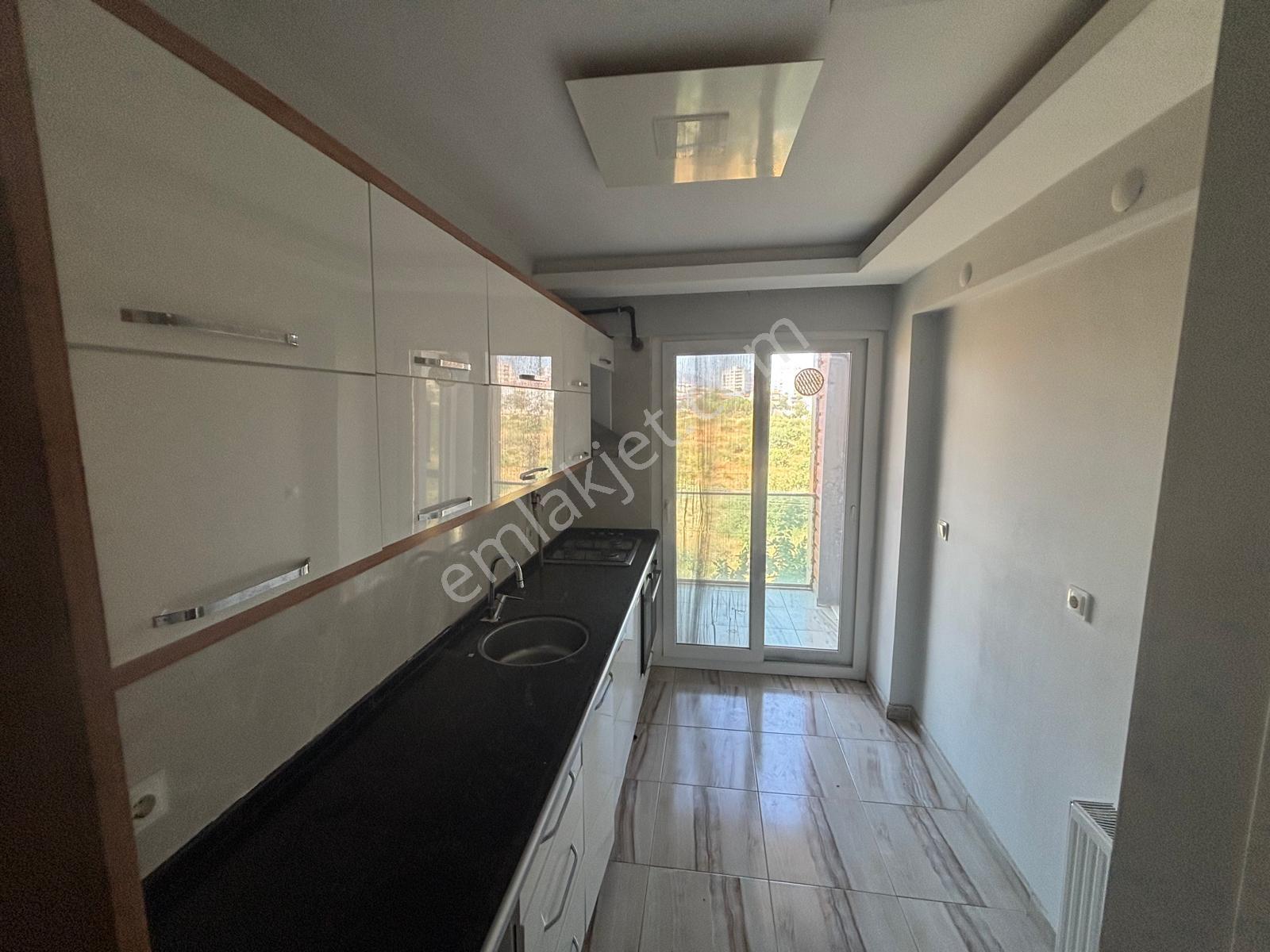 Yeni Bina , Kapalı Mutfak , 2+1 Kiralık Daire - Görsel 2