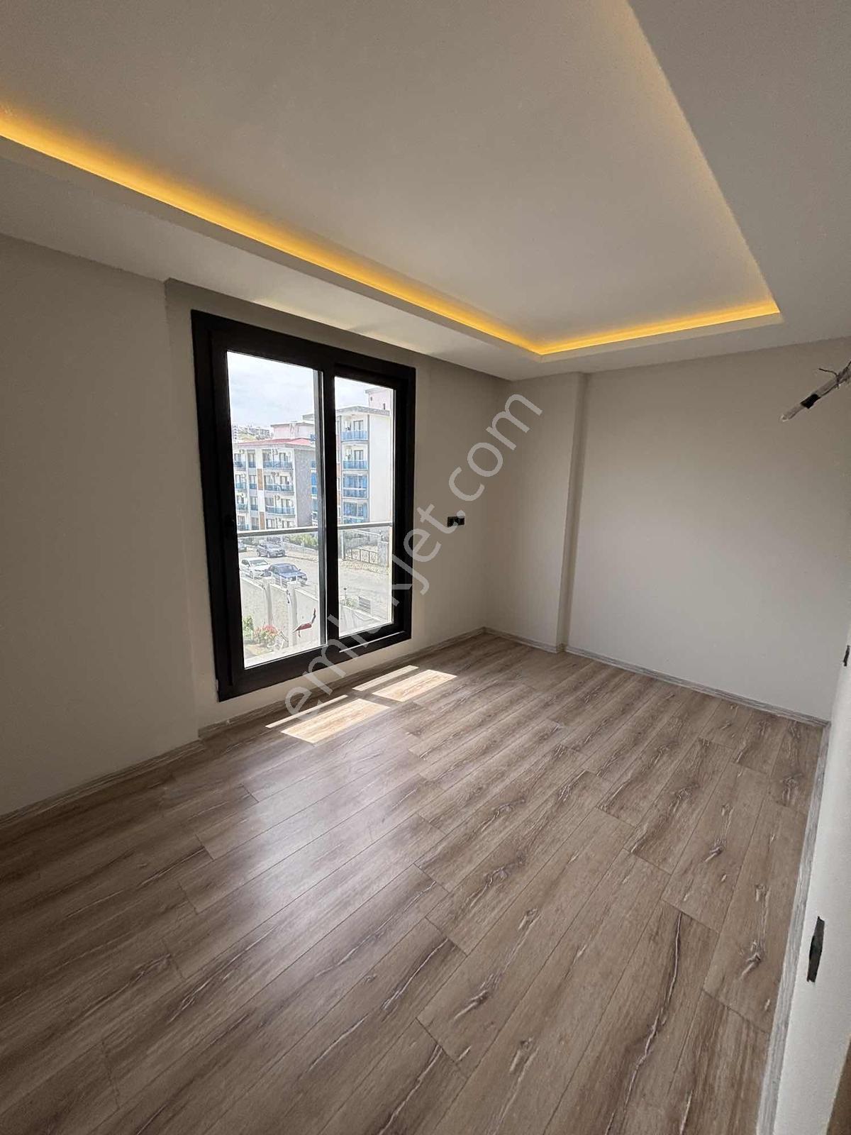 Kuşadasında 3+1 Havuzlu Site İçerisinde Geniş Kullanımlı Daire - Görsel 18