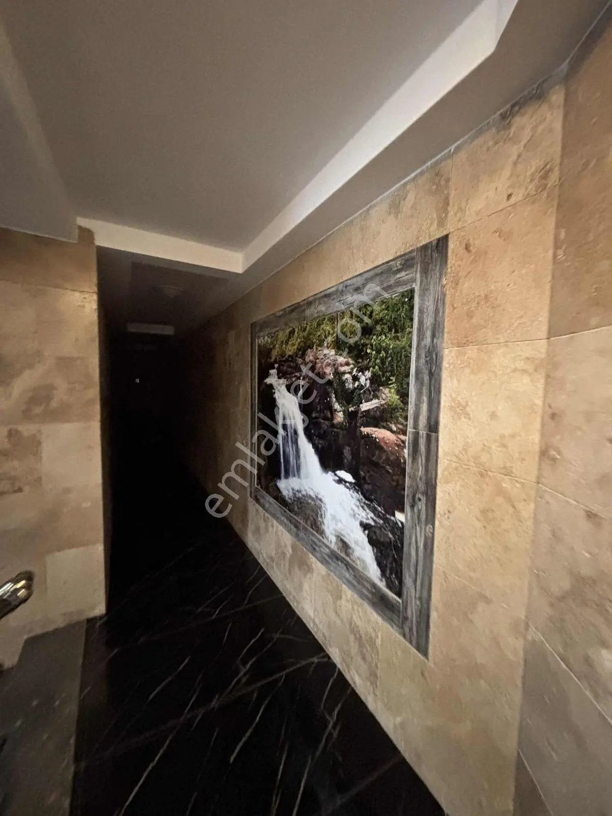 Kuşadasında 3+1 Havuzlu Site İçerisinde Geniş Kullanımlı Daire - Görsel 4