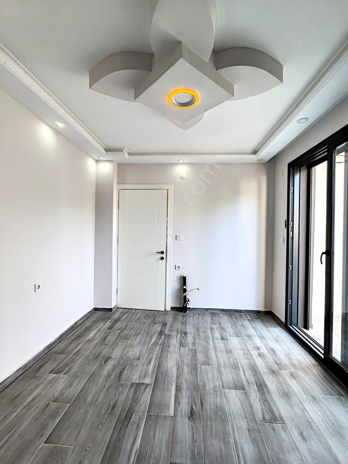 Didim Akbükte Merkezde Denize Sadece 150 Metre 3+1 Villa - Görsel 23