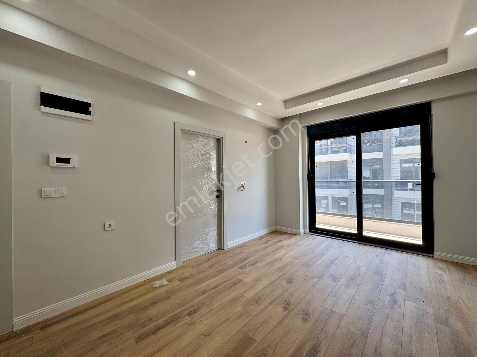 Şehir Hastanesi Yakını Havuzlu Kapalı Otoparklı Sitede 1+1 - Görsel 20