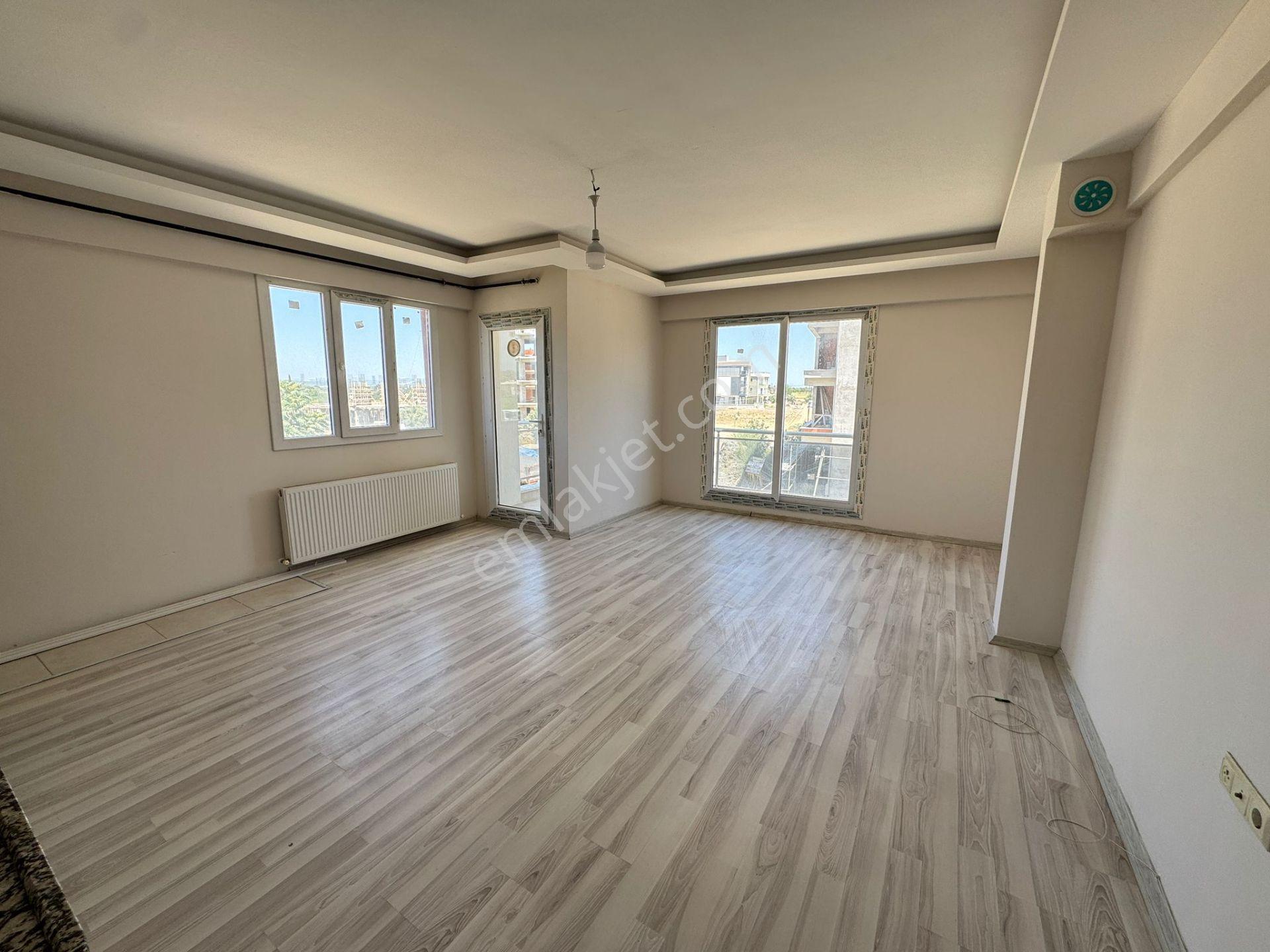 Zeki Emlak'tan Muradiye Mh. Site İçinde Kiralık 2+1 Daire - Görsel 4