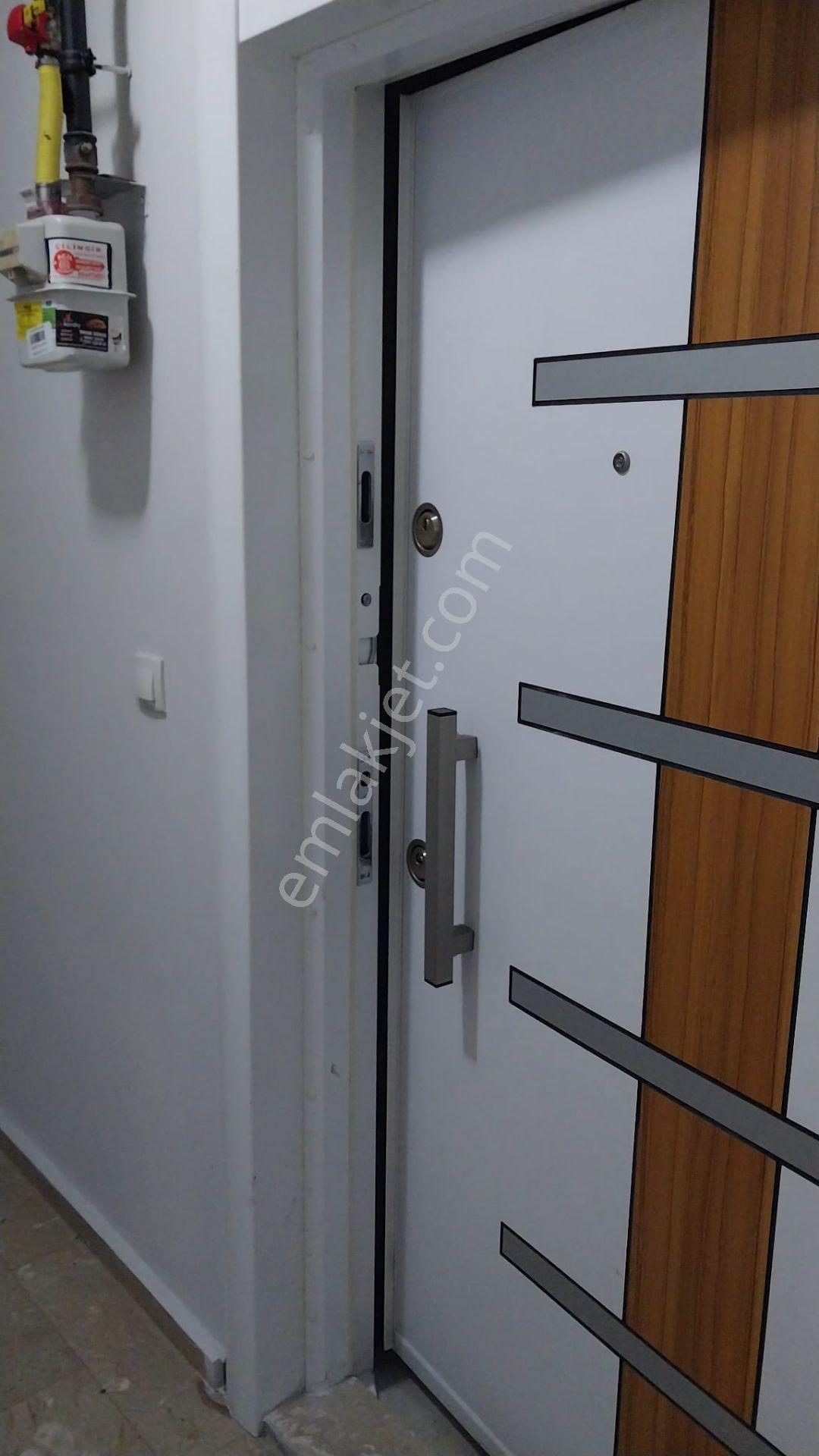Üniversite Bölgesinde 1+1 *ayrı Mutfak* Eşyalı Satılık Daire - Görsel 4