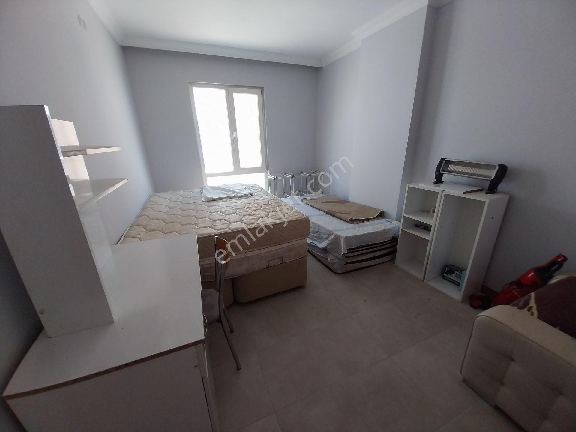 Üniversite Bölgesinde 1+1 *ayrı Mutfak* Eşyalı Satılık Daire - Görsel 12