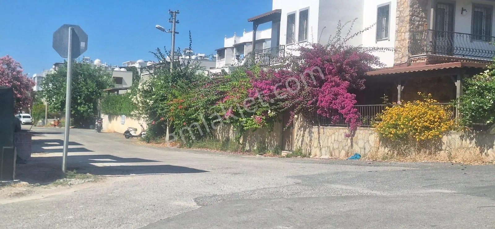 Turgutreis Yalıda Denize Yürüme Mesafede Eşyalı Satılık 2+1daire - Görsel 25