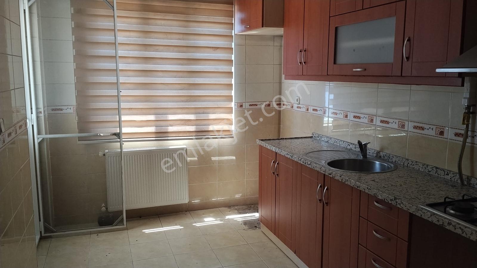 Ayvalık 150evler Mahallesi'nde 3+1 Kiralık Daire - Görsel 19