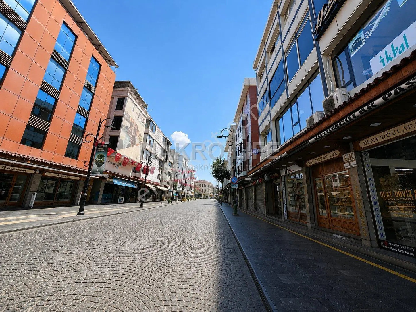 Diyarbakır Sur Gazi Caddesi Kuyumcular Pasajı'nda Satılık Yatırımlık Dükkan - Görsel 2