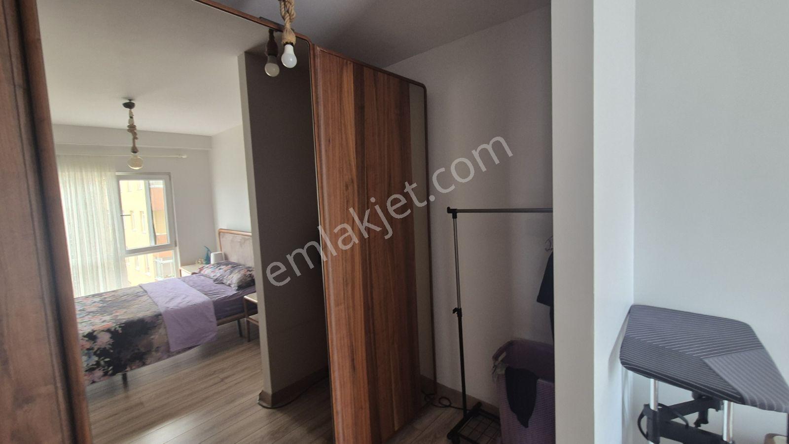 Maltepe Fullada Sitesinde Deniz Ve Adalar Manzaralı Kiralık 2+1 - Görsel 5