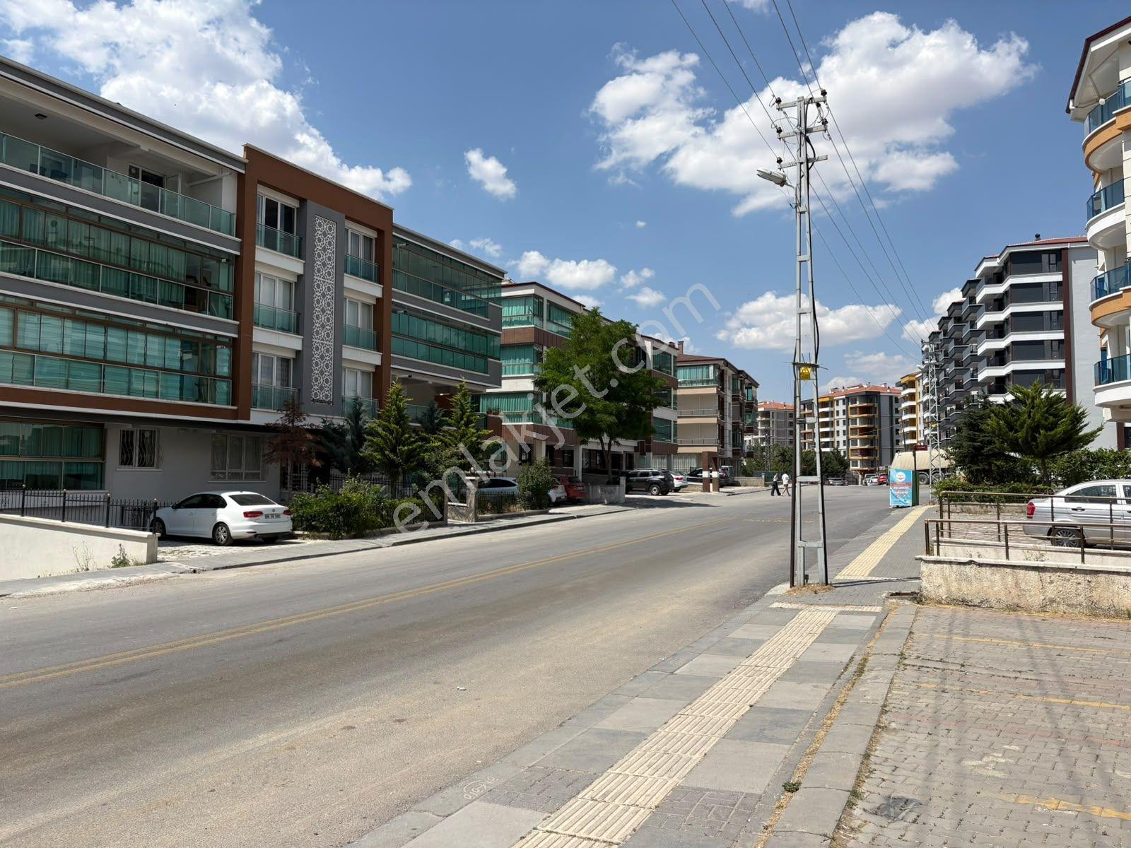 Marka İnşaat Emlak 2 Adet Yan Yana Dükkan İster Tek 50+60m2 Satl - Görsel 9