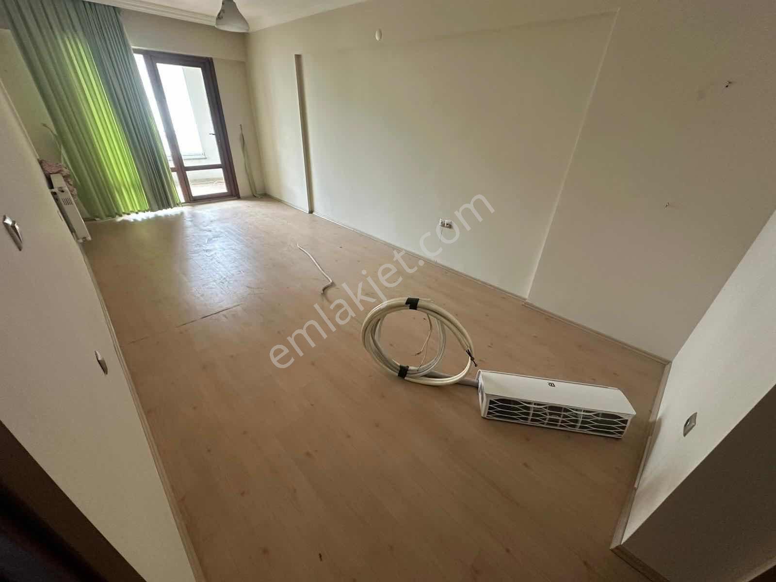 Çukurçayır 1001 Pırlanta Sitesi'nde Teraslı Satılık Daire - Görsel 4