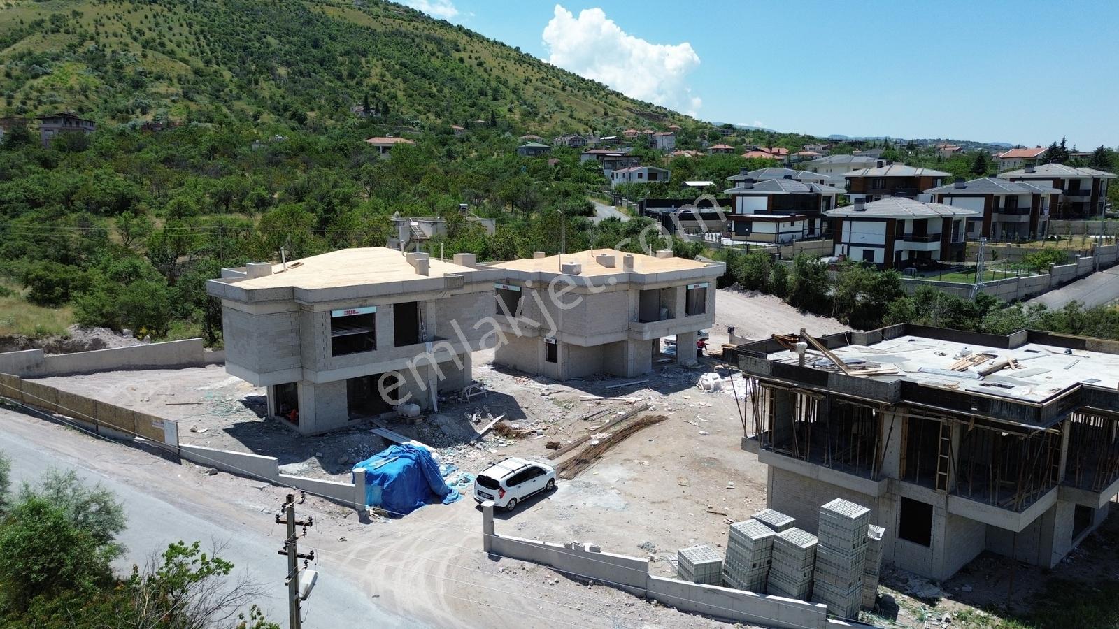 Doğayla İç İçe, Şehir Manzaralı 5+1 Lüks Villa | Becen - Görsel 11