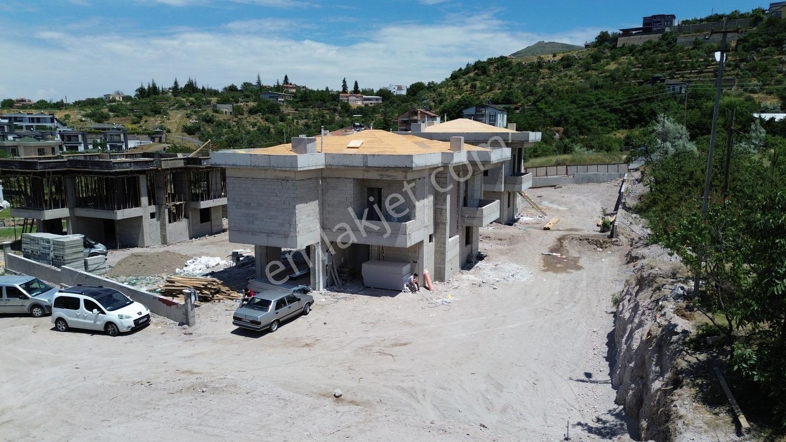 Doğayla İç İçe, Şehir Manzaralı 5+1 Lüks Villa | Becen - Görsel 5