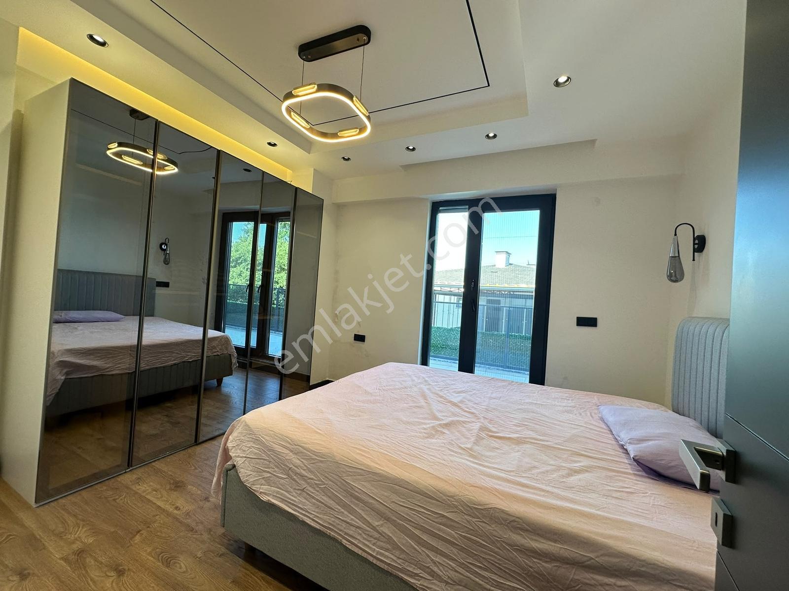 Kartepe Sarımeşe'de Müstakil Havuzlu 6+1 Ultra Lüks Eşyalı Villa - Görsel 30