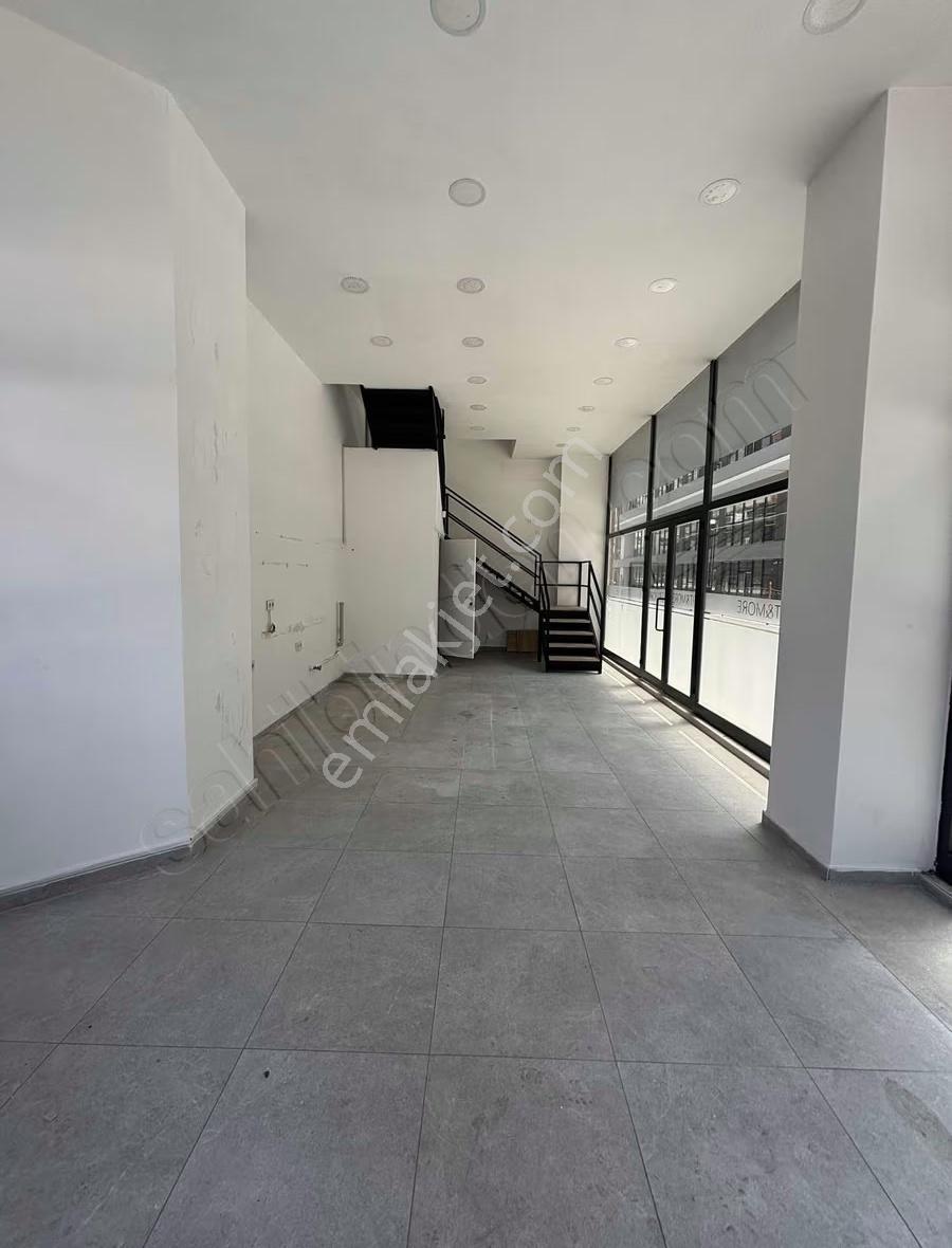 Dialog Piramitten Westpointte Kiralık Köşe Dükkan - Görsel 9