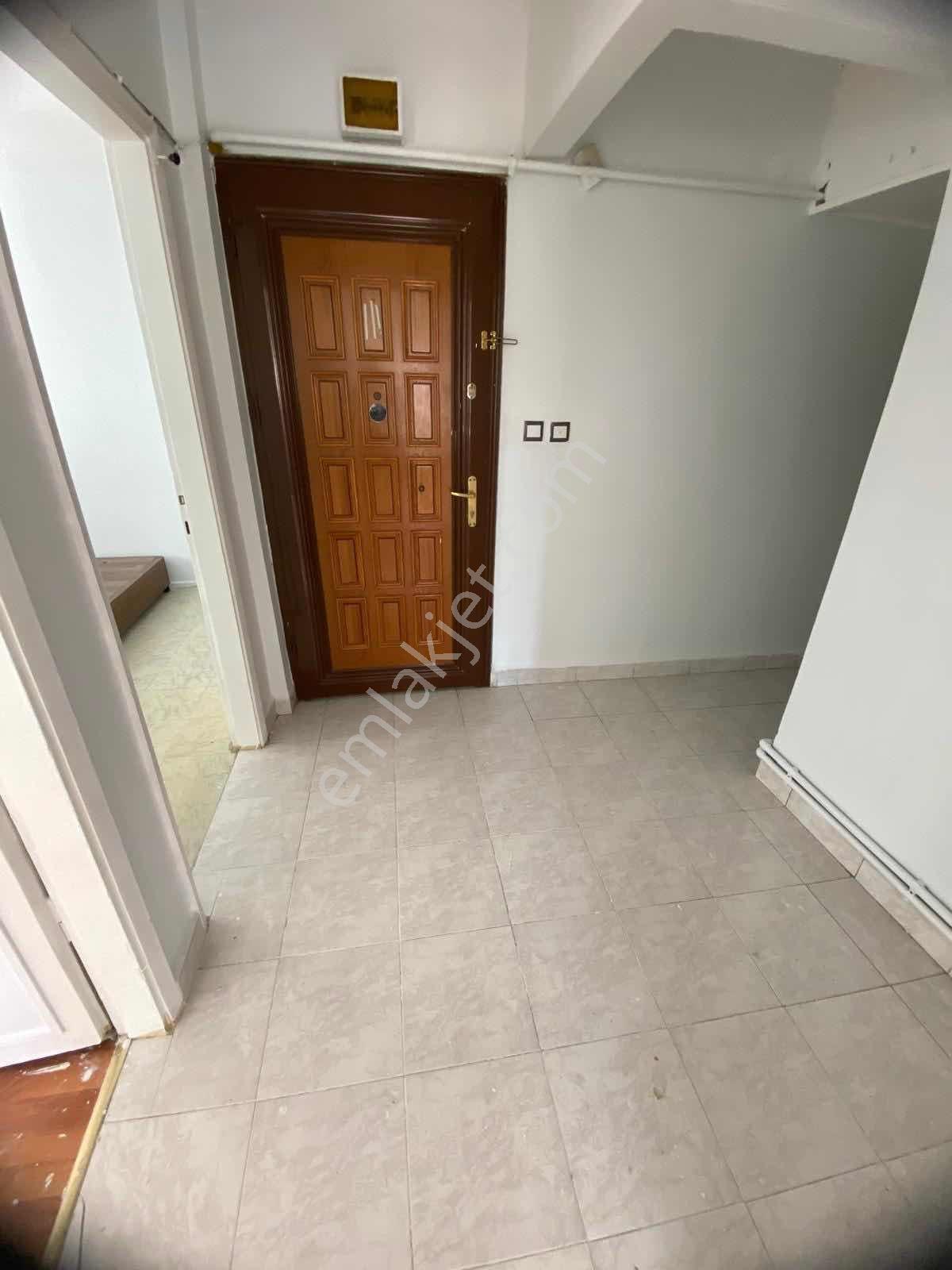 Ali Topal Grmk 2+1 85m2 Fatih Karagümrük Kiralık Daire - Görsel 13
