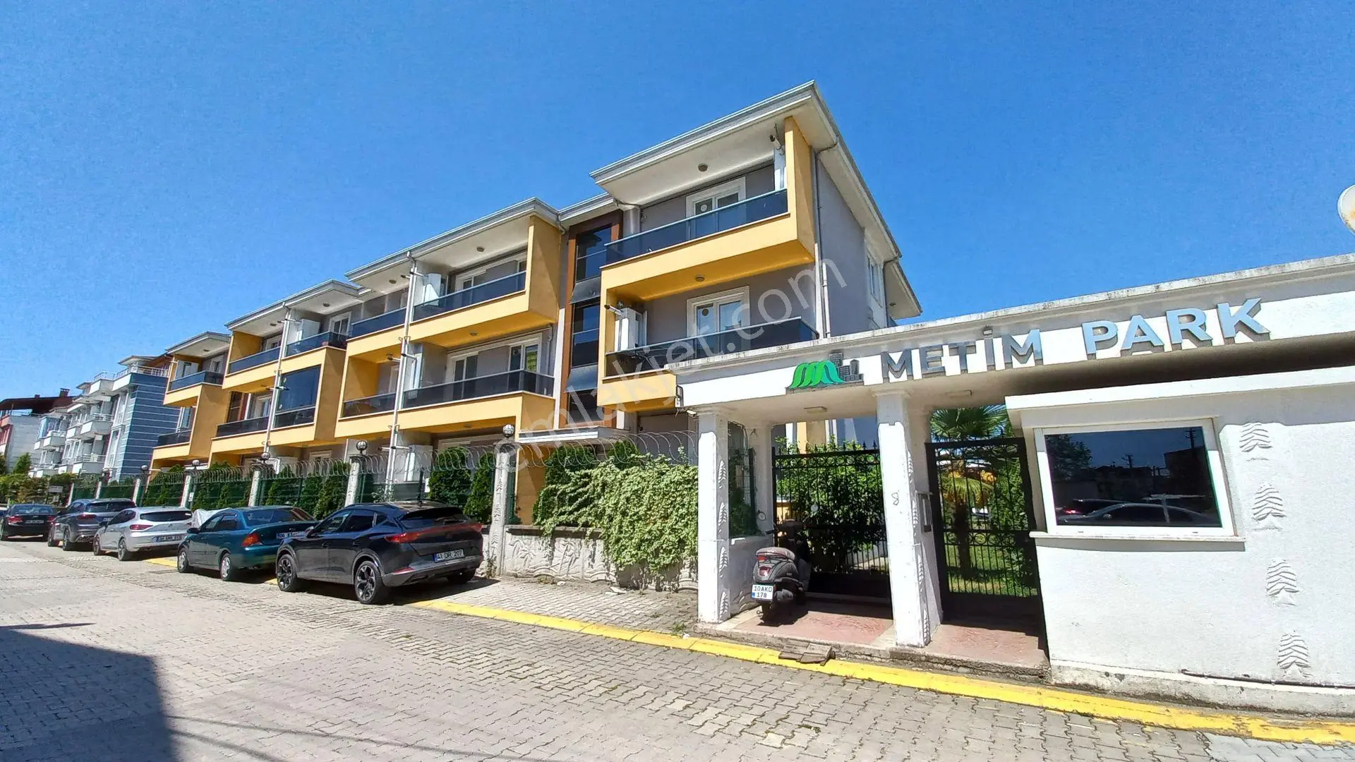 Kartepe Ataevler Mh. Metim Park Sitesi 1+1 Kiralık Daire