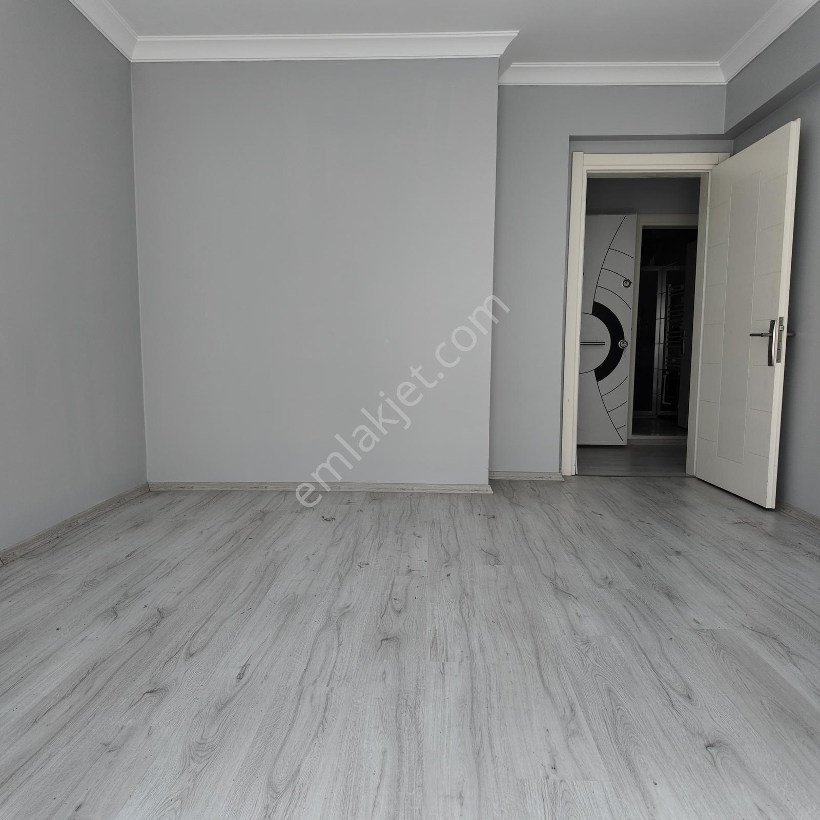 Efendi Ring Yolu Üzerinde 130 M2 Bakımlı Asansörlü 3+1 Daire - Görsel 13