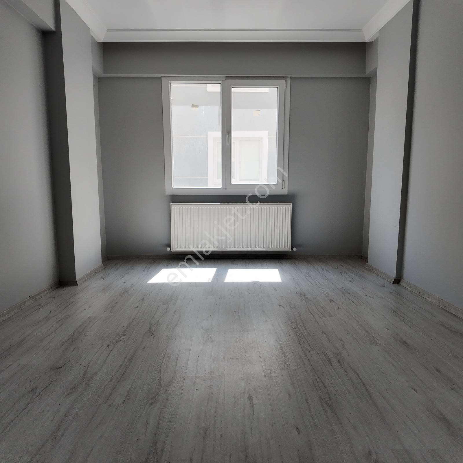 Efendi Ring Yolu Üzerinde 130 M2 Bakımlı Asansörlü 3+1 Daire - Görsel 3