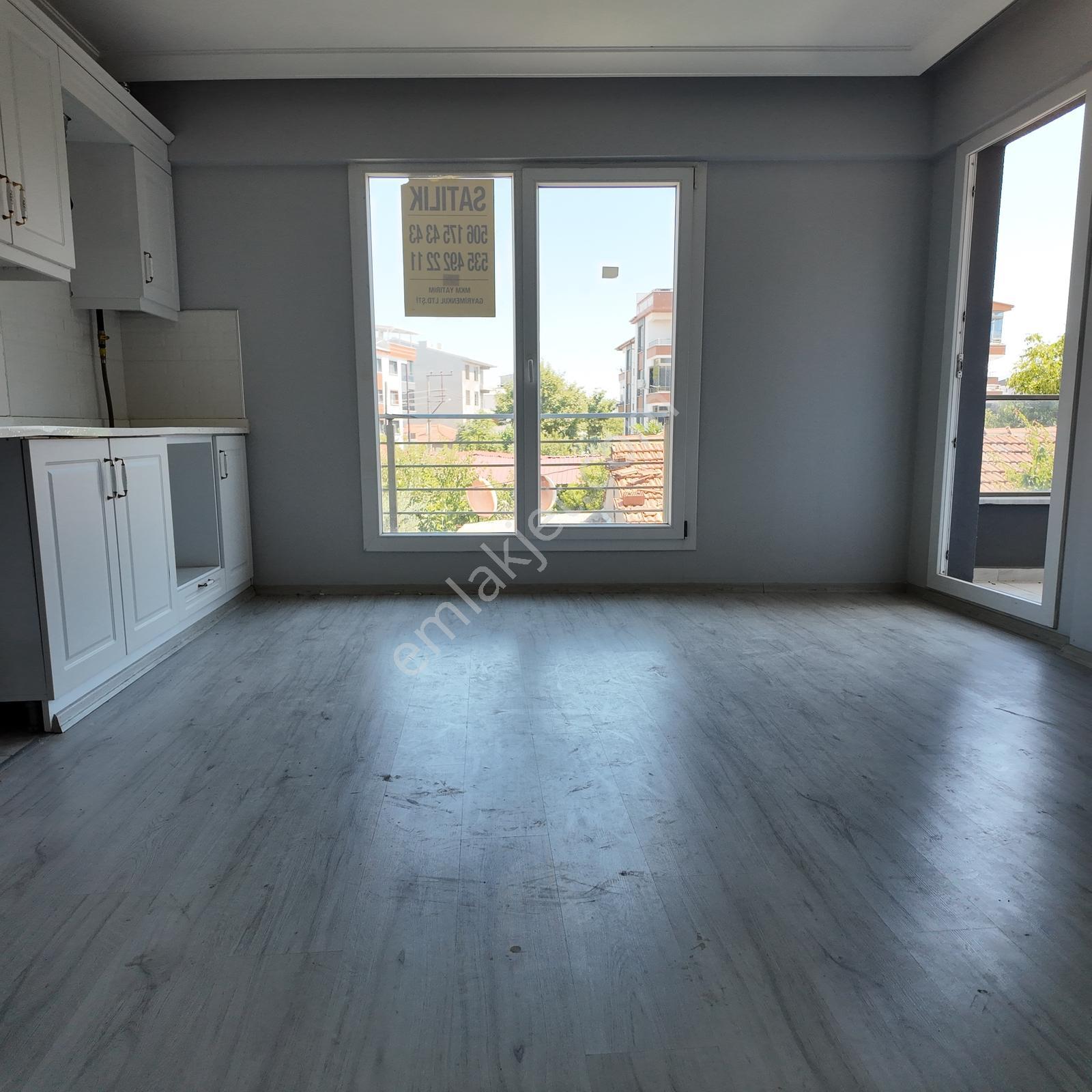 Efendi Ring Yolu Üzerinde 130 M2 Bakımlı Asansörlü 3+1 Daire - Görsel 18